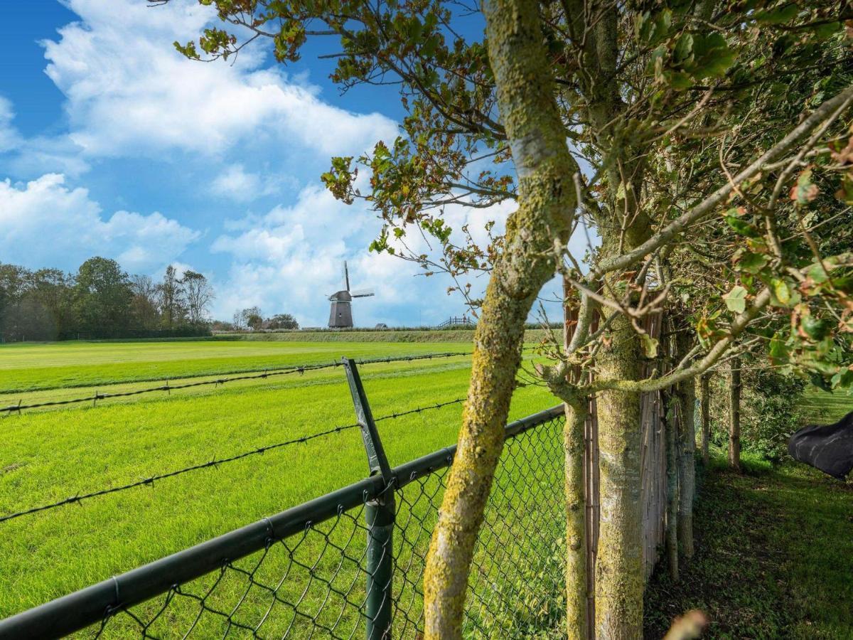 Holiday Home In Burgerbrug Near The Beach Bagian luar foto